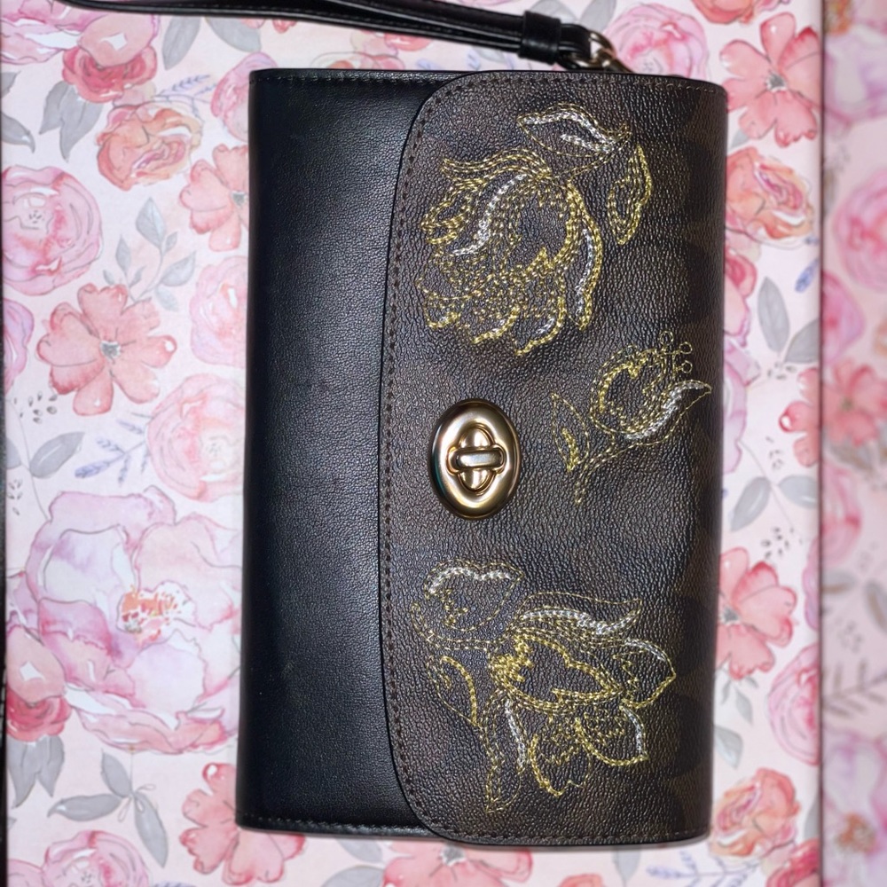 Coach small crossbody